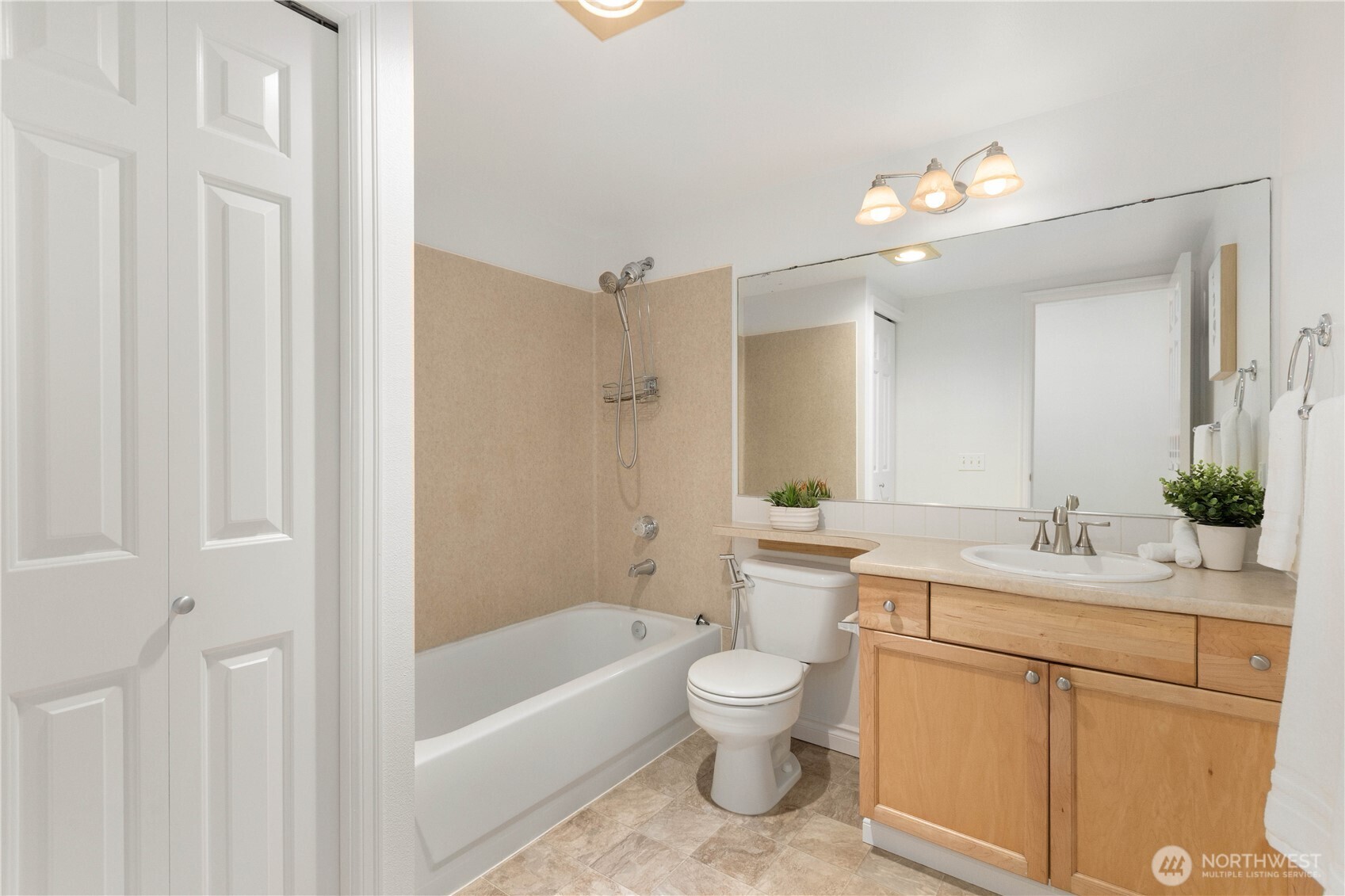 18501 Newport Way Issaquah WA 98027