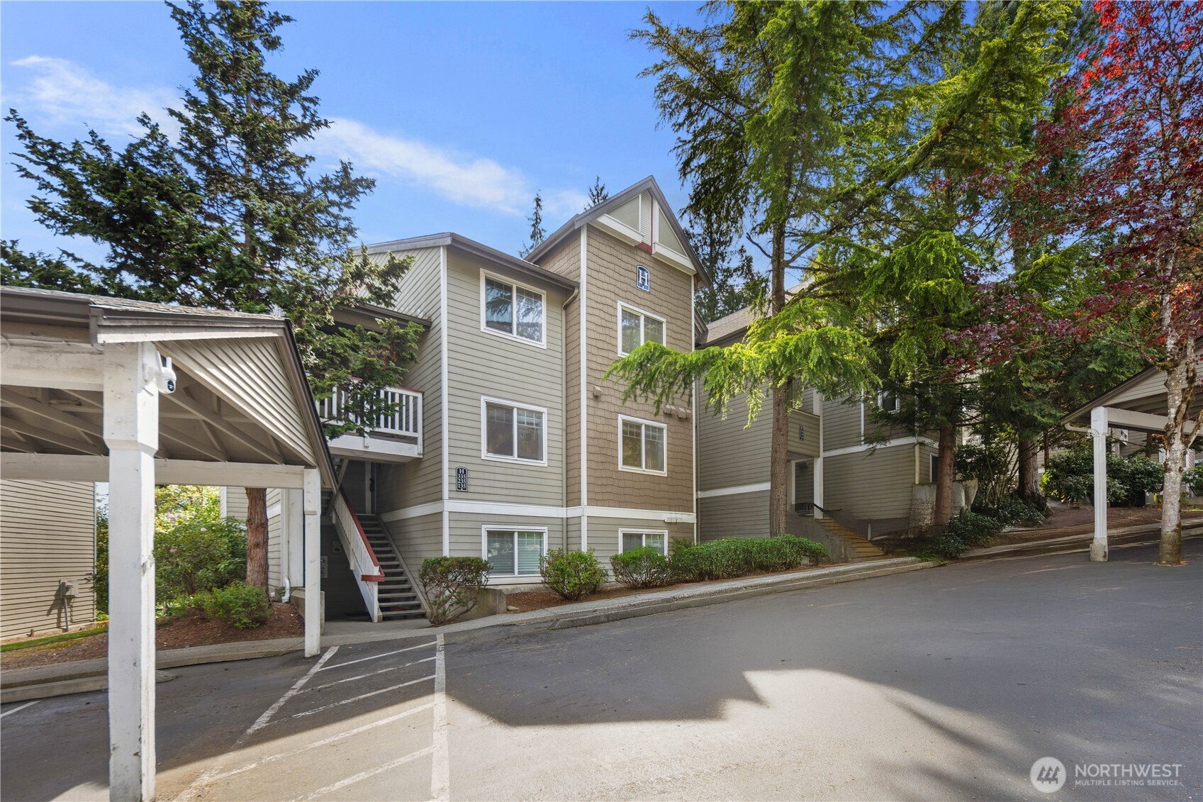 18501 Newport Way Issaquah WA 98027