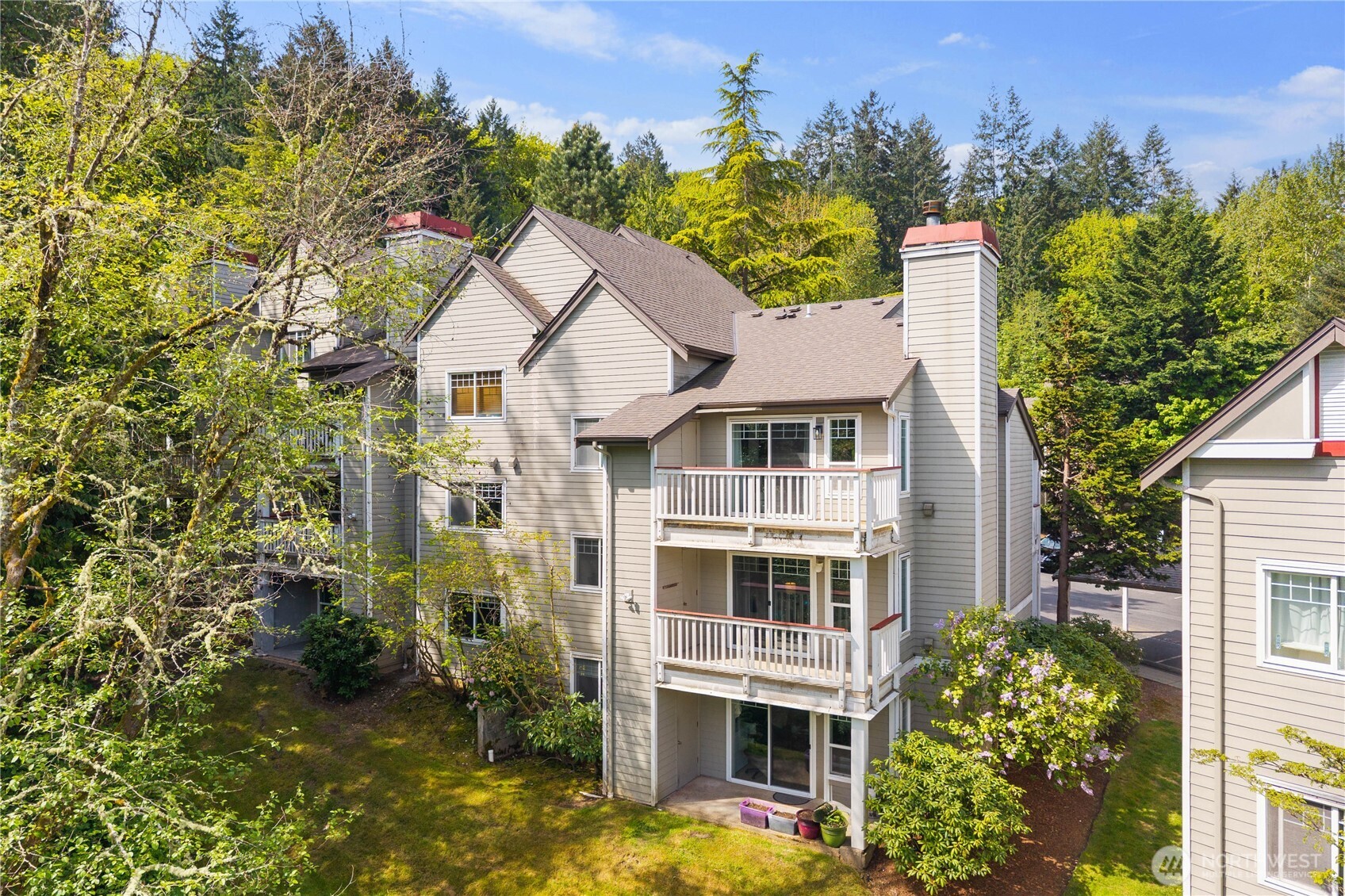 18501 Newport Way Issaquah WA 98027