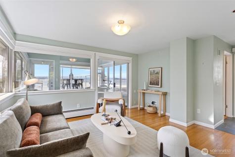 7125 & 7123 Beach Drive SW Seattle WA 98136