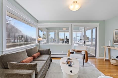 7125 & 7123 Beach Drive SW Seattle WA 98136