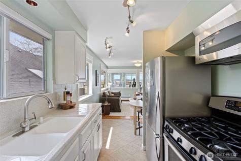 7125 & 7123 Beach Drive SW Seattle WA 98136
