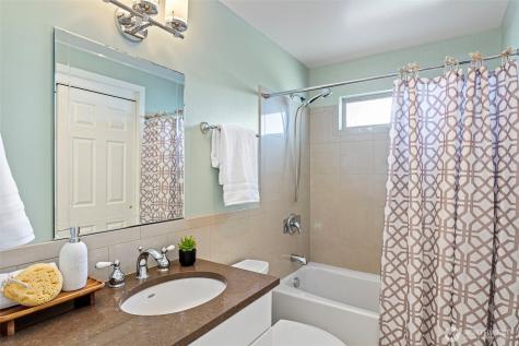7125 & 7123 Beach Drive SW Seattle WA 98136