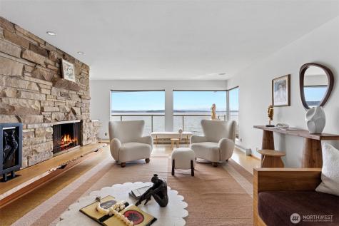 7125 & 7123 Beach Drive SW Seattle WA 98136