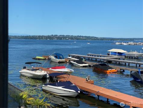 4561 Lake Washington Boulevard NE Kirkland WA 98033