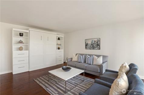 4561 Lake Washington Boulevard NE Kirkland WA 98033