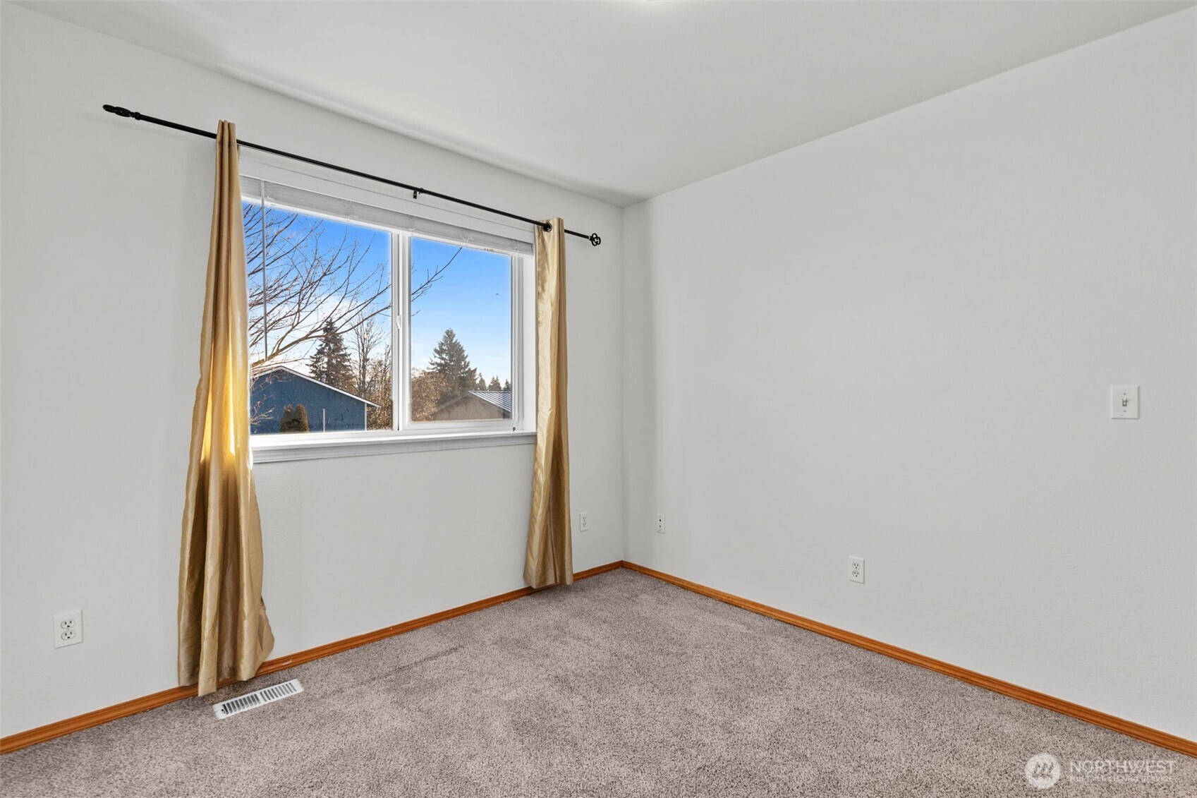 6405 Lombard Avenue Everett WA 98203
