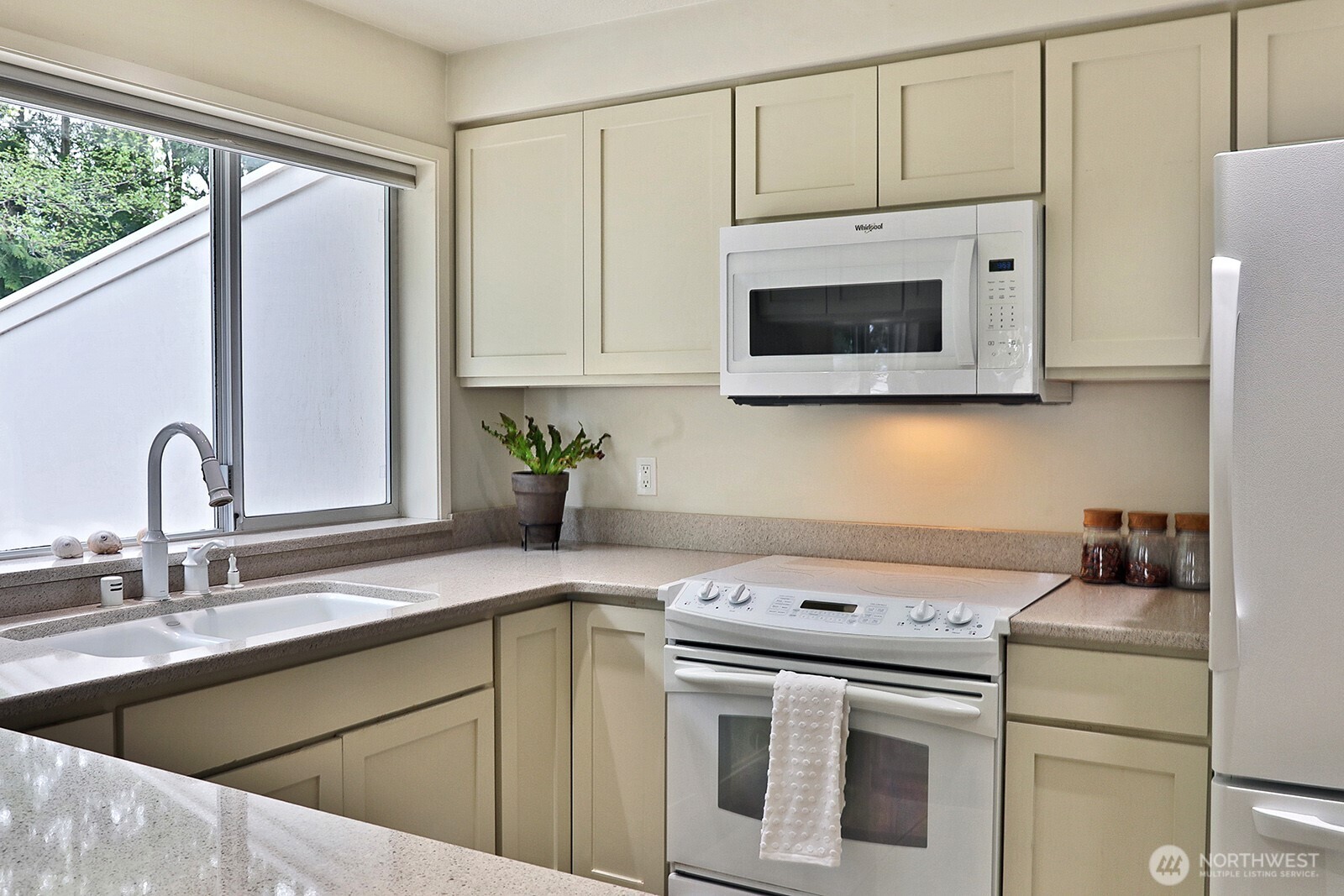 566 Creekside Terrace Langley WA 98260