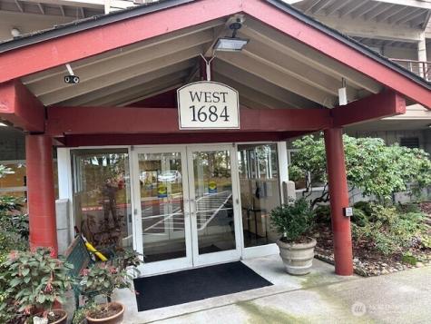 1750 152nd Avenue NE Bellevue WA 98007