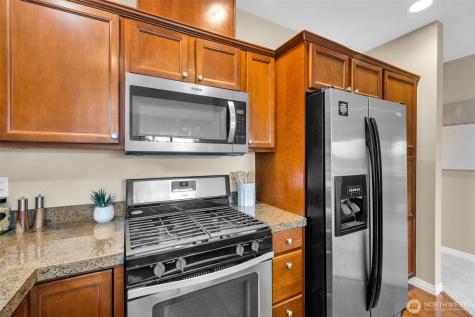 3112 SW Avalon Way Seattle WA 98126