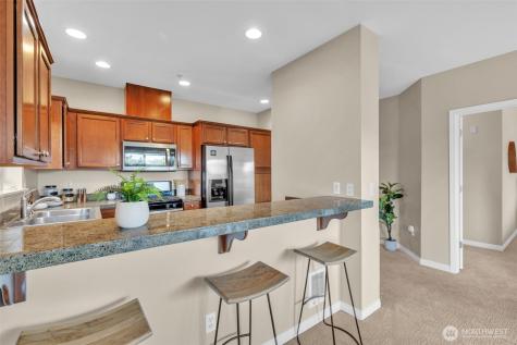 3112 SW Avalon Way Seattle WA 98126