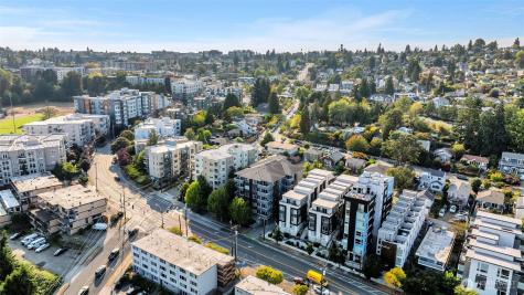3112 SW Avalon Way Seattle WA 98126