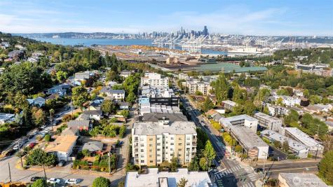 3112 SW Avalon Way Seattle WA 98126