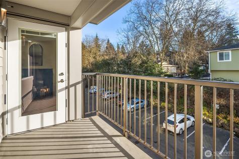 9416 1st Avenue NE Seattle WA 98115