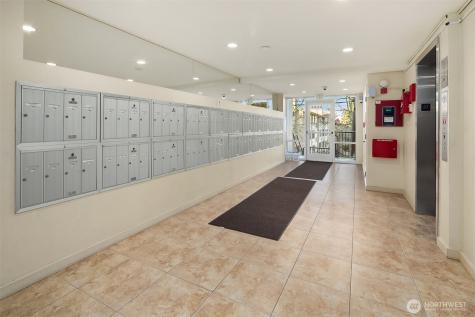 9416 1st Avenue NE Seattle WA 98115