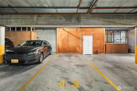 9416 1st Avenue NE Seattle WA 98115