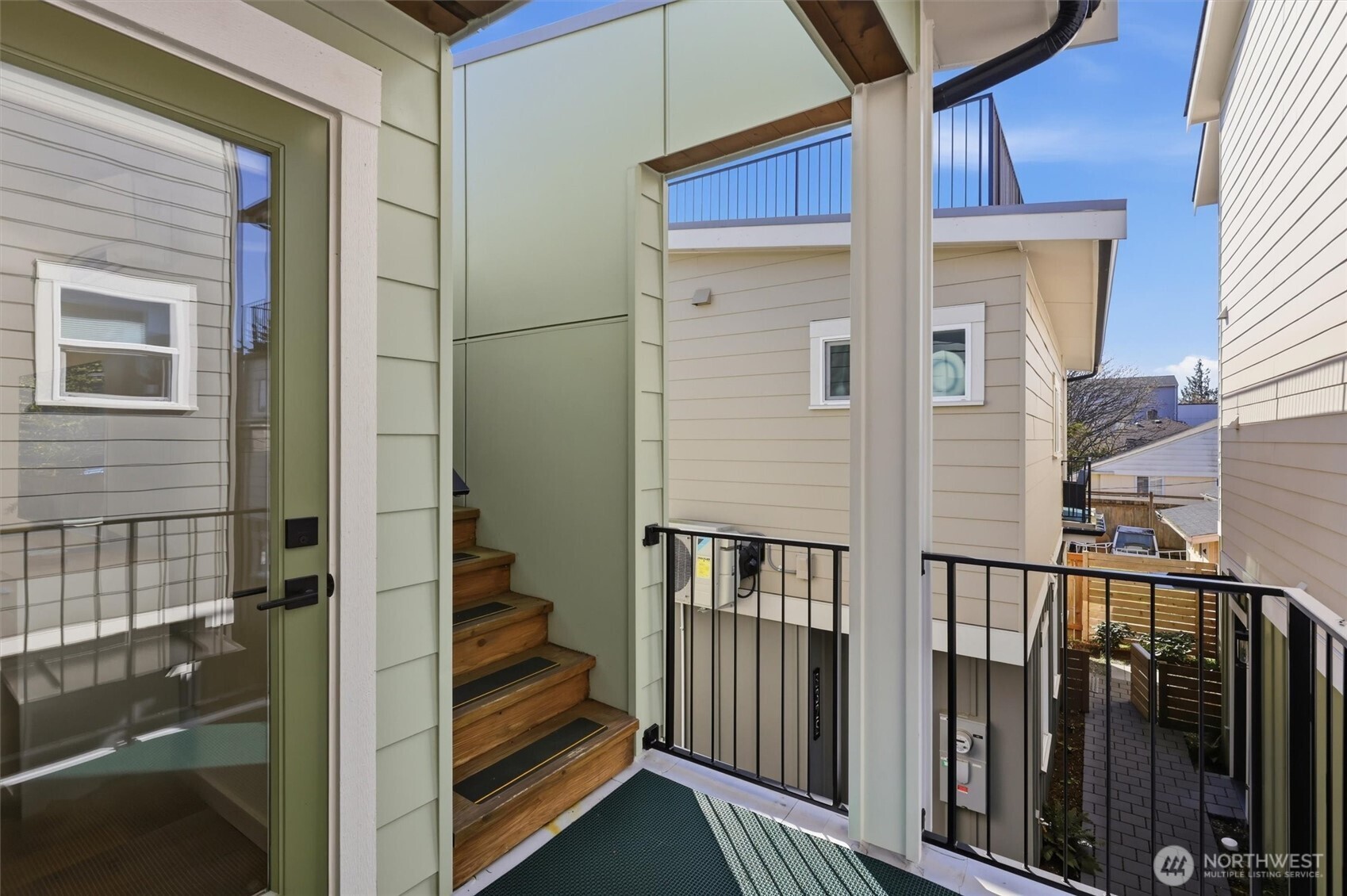 8332 26th Avenue NW Seattle WA 98117