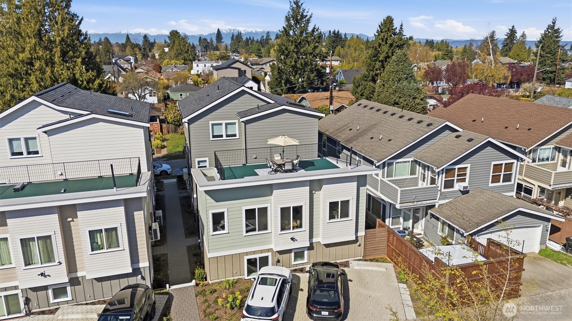 8332 26th Avenue NW Seattle WA 98117