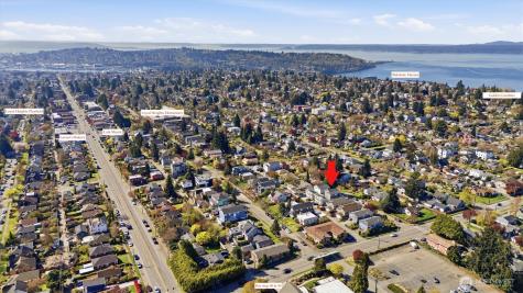 8332 26th Avenue NW Seattle WA 98117