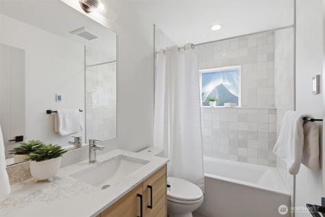 8332 26th Avenue NW Seattle WA 98117