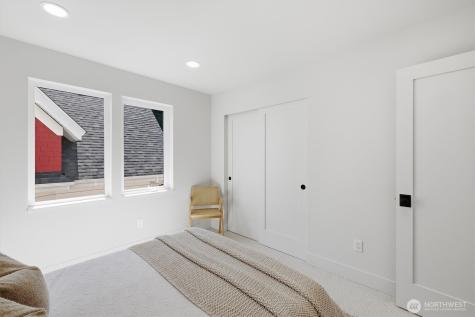 909 32nd Avenue S Seattle WA 98144
