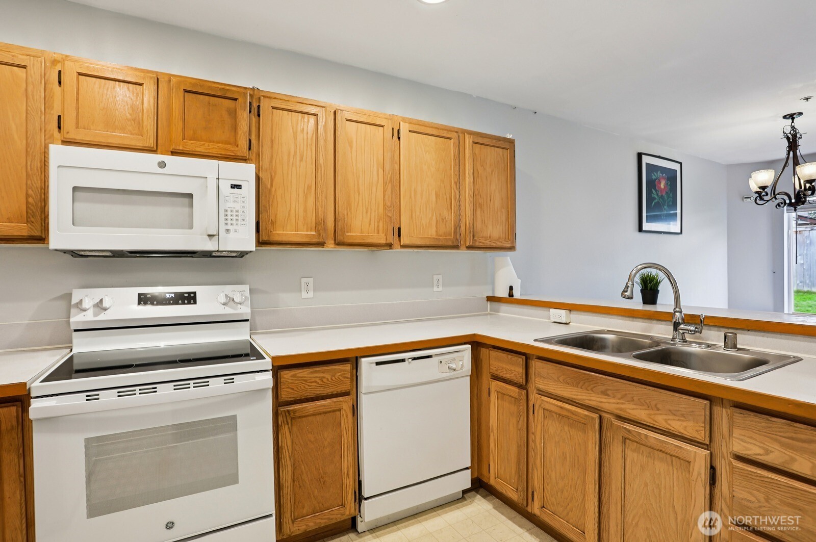 3111 156th Street SW Lynnwood WA 98087