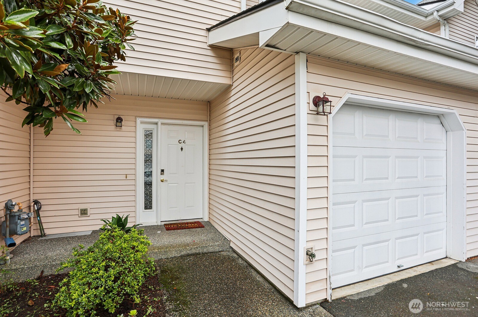 3111 156th Street SW Lynnwood WA 98087