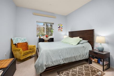 1736 10th Avenue NE Issaquah WA 98029