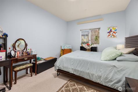 1736 10th Avenue NE Issaquah WA 98029
