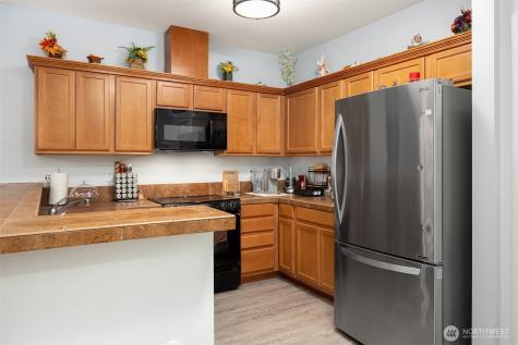 1736 10th Avenue NE Issaquah WA 98029