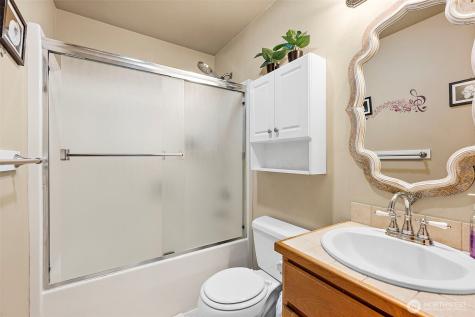 1012 109th Street Ct E Tacoma WA 98445