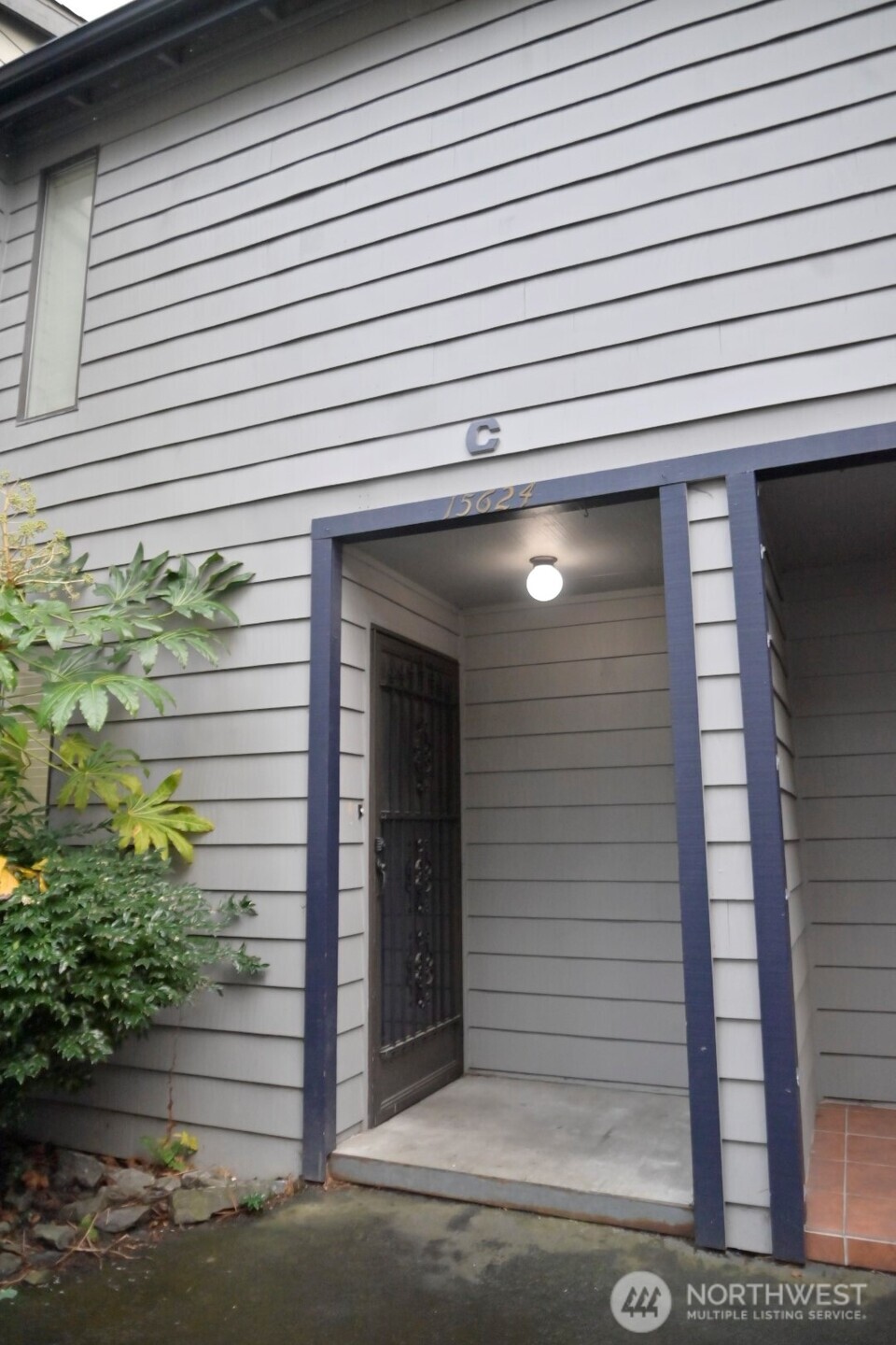 15624 8th Avenue SW Burien WA 98166