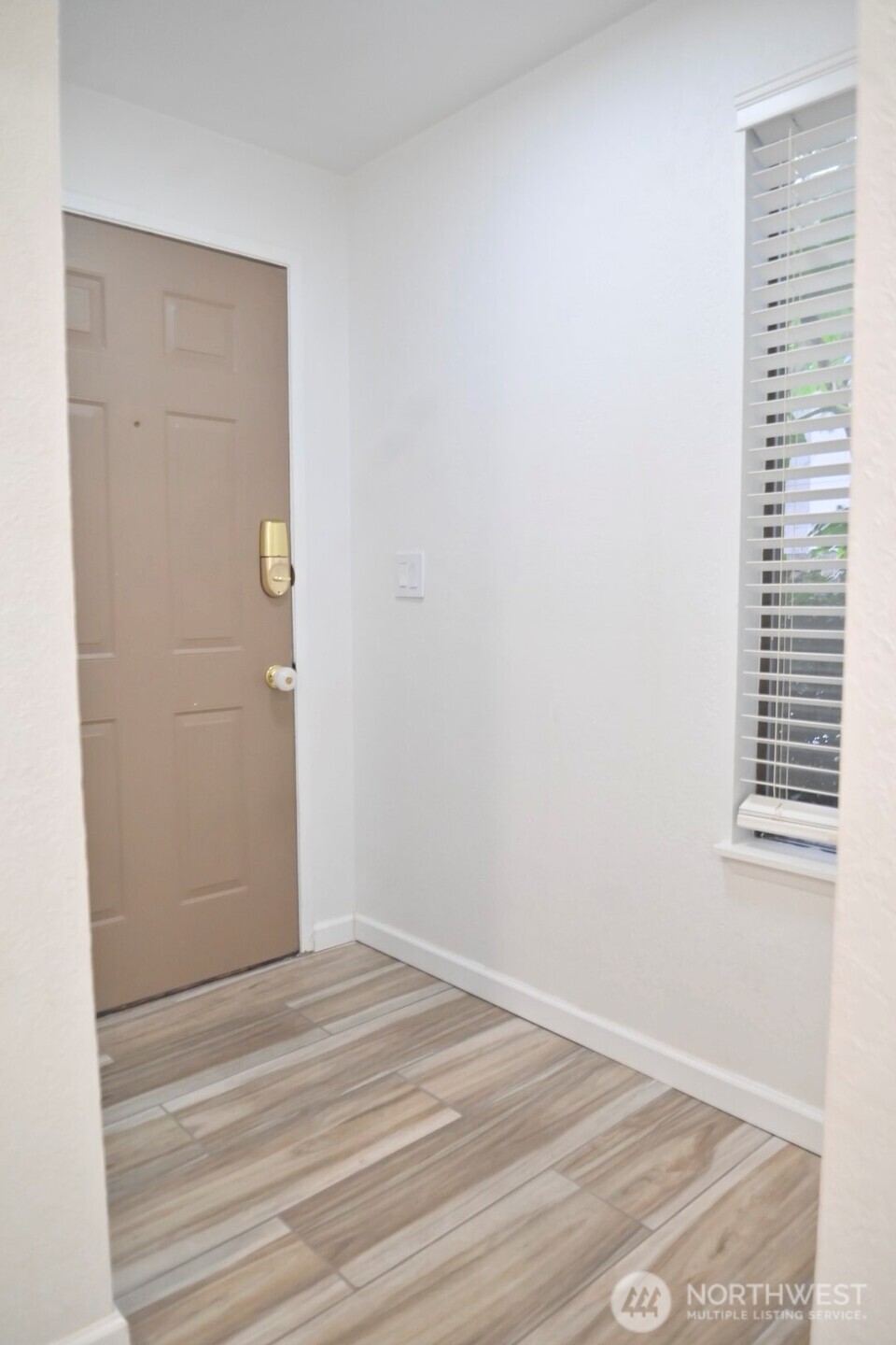 15624 8th Avenue SW Burien WA 98166