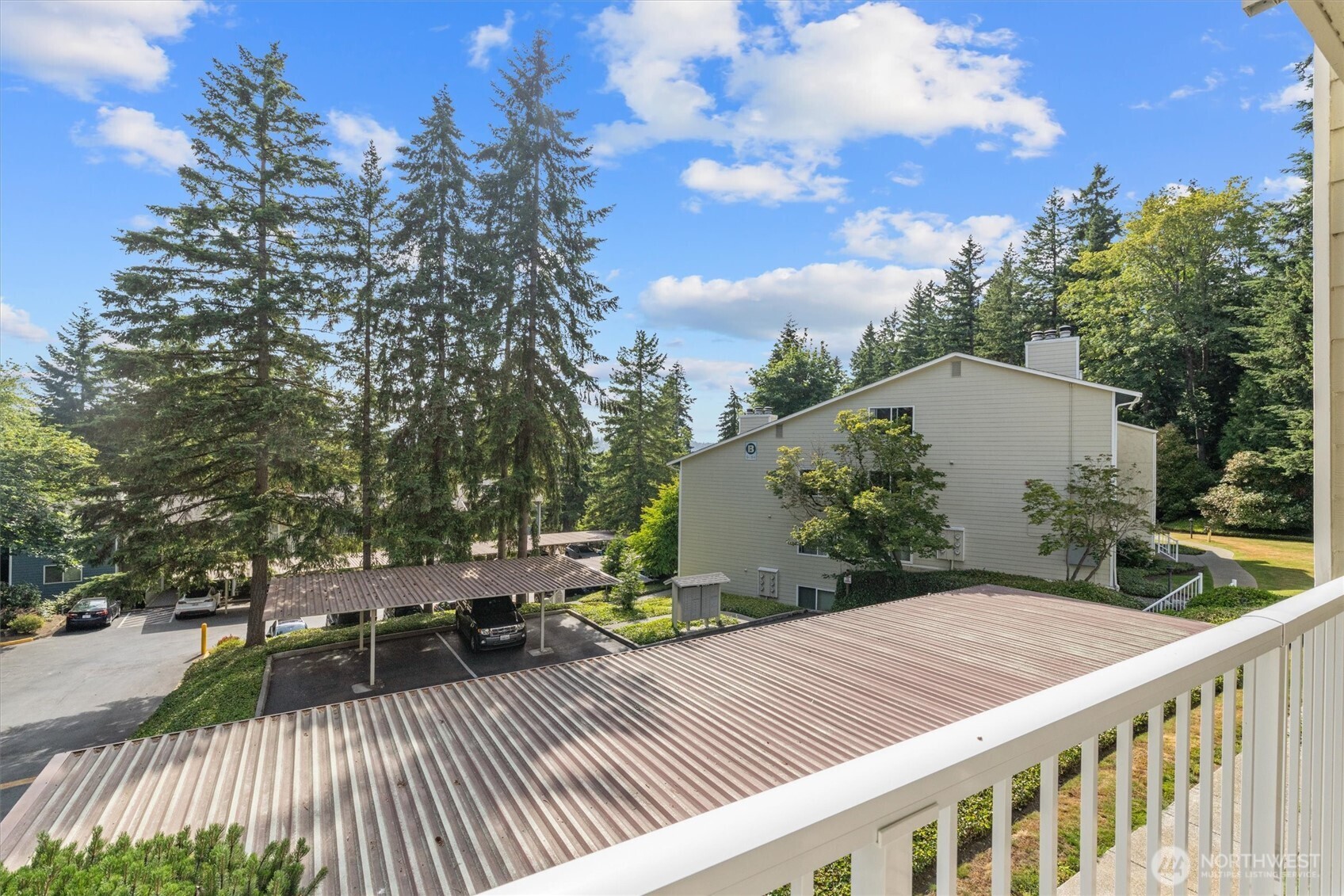 9484 Redmond-woodinville Road NE Redmond WA 98052