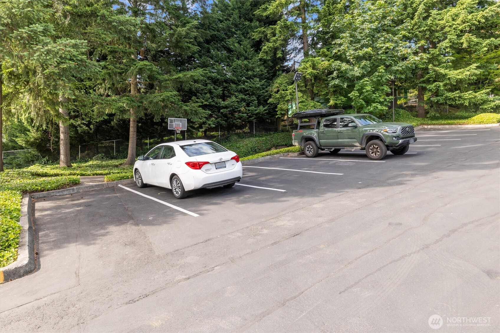 9484 Redmond-woodinville Road NE Redmond WA 98052