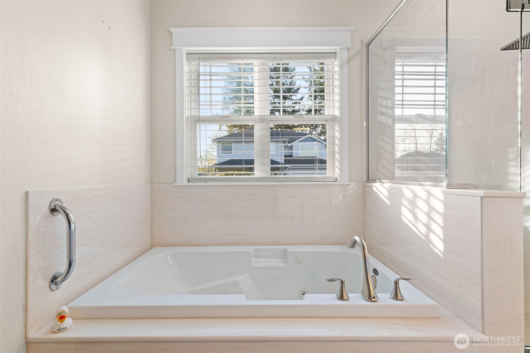 9069 Eagle Point Loop Road SE Lakewood WA 98498