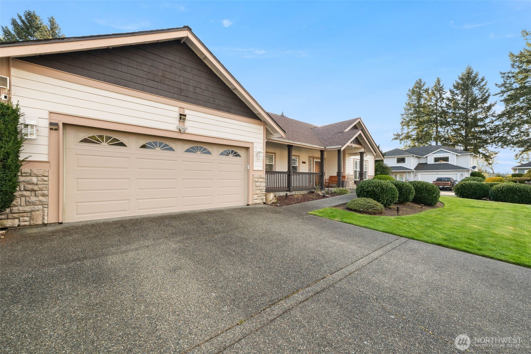 9069 Eagle Point Loop Road SE Lakewood WA 98498