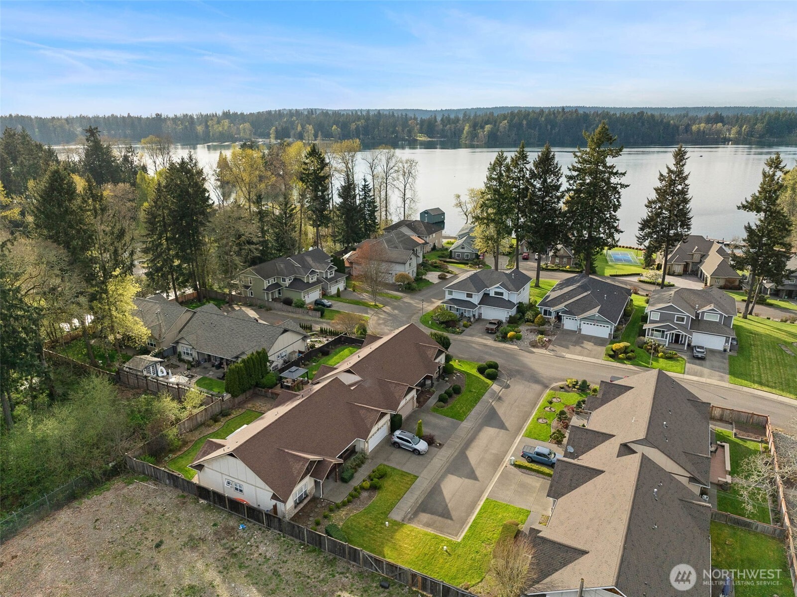 9069 Eagle Point Loop Road SE Lakewood WA 98498