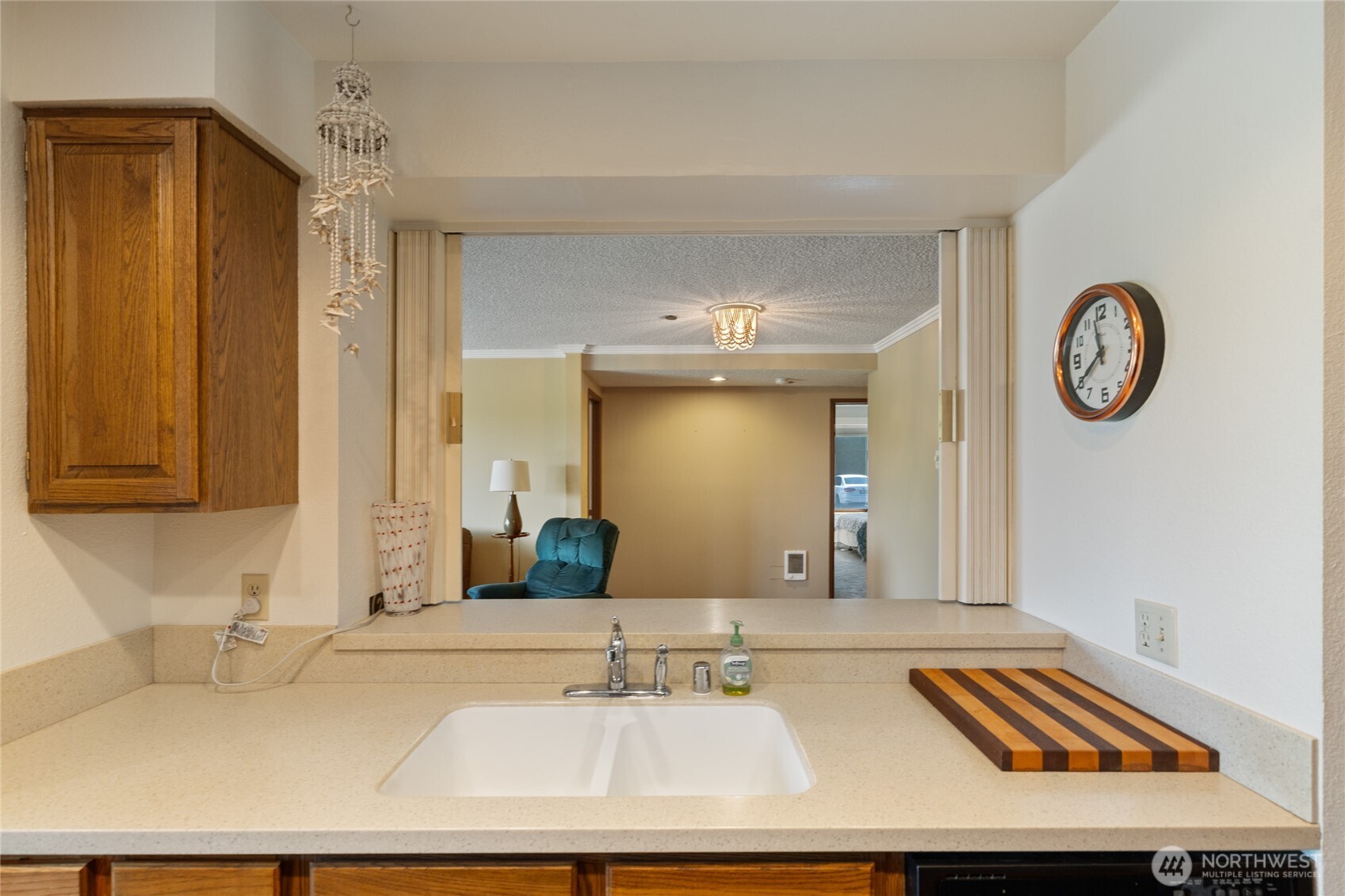 1902 Bridgeport Way W University Place WA 98466