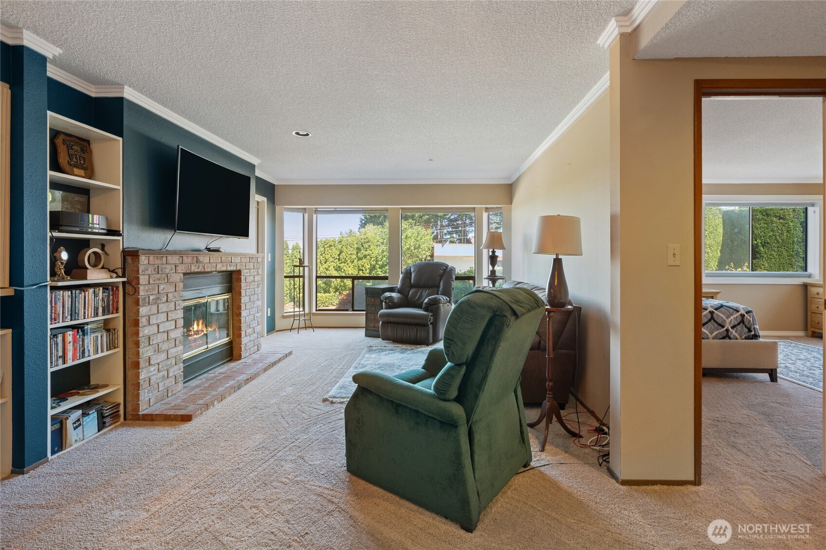 1902 Bridgeport Way W University Place WA 98466