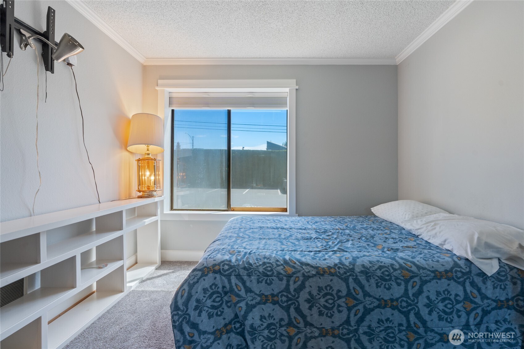 1902 Bridgeport Way W University Place WA 98466