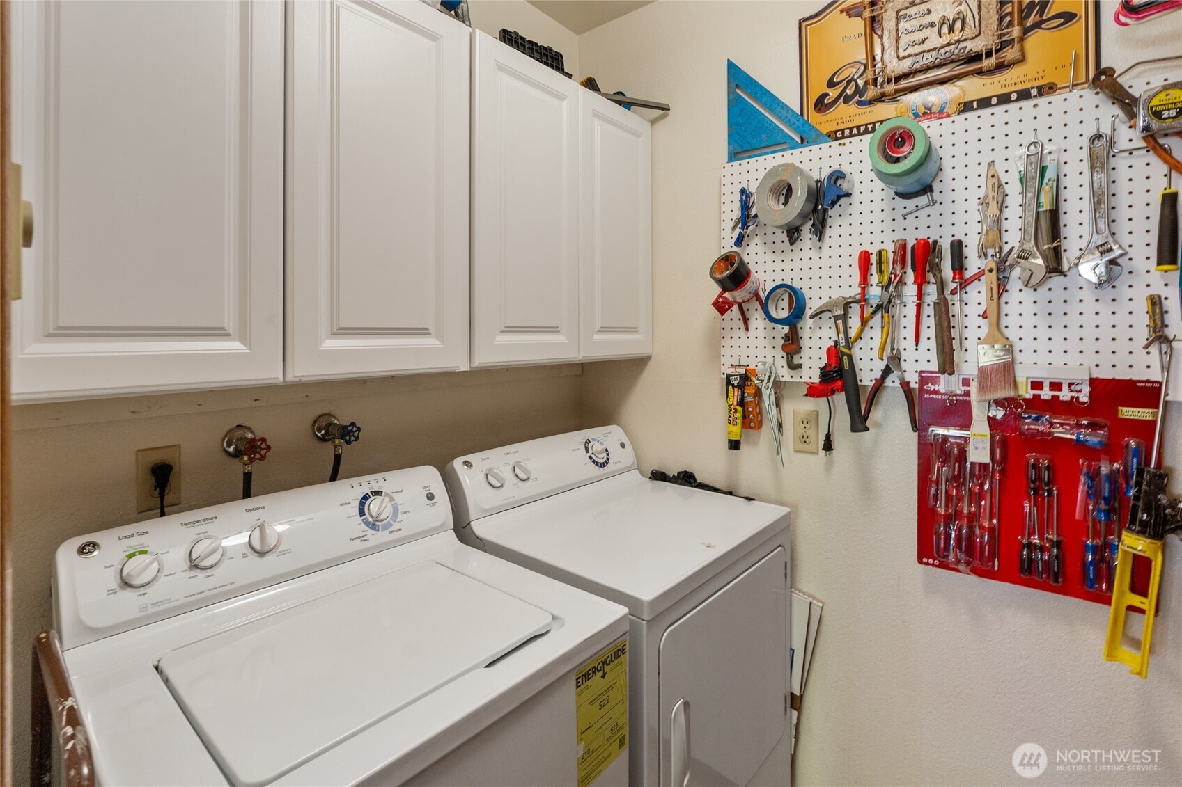 1902 Bridgeport Way W University Place WA 98466