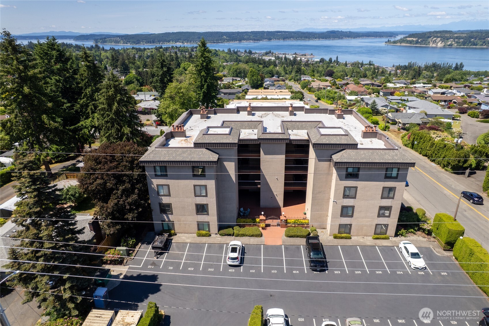 1902 Bridgeport Way W University Place WA 98466