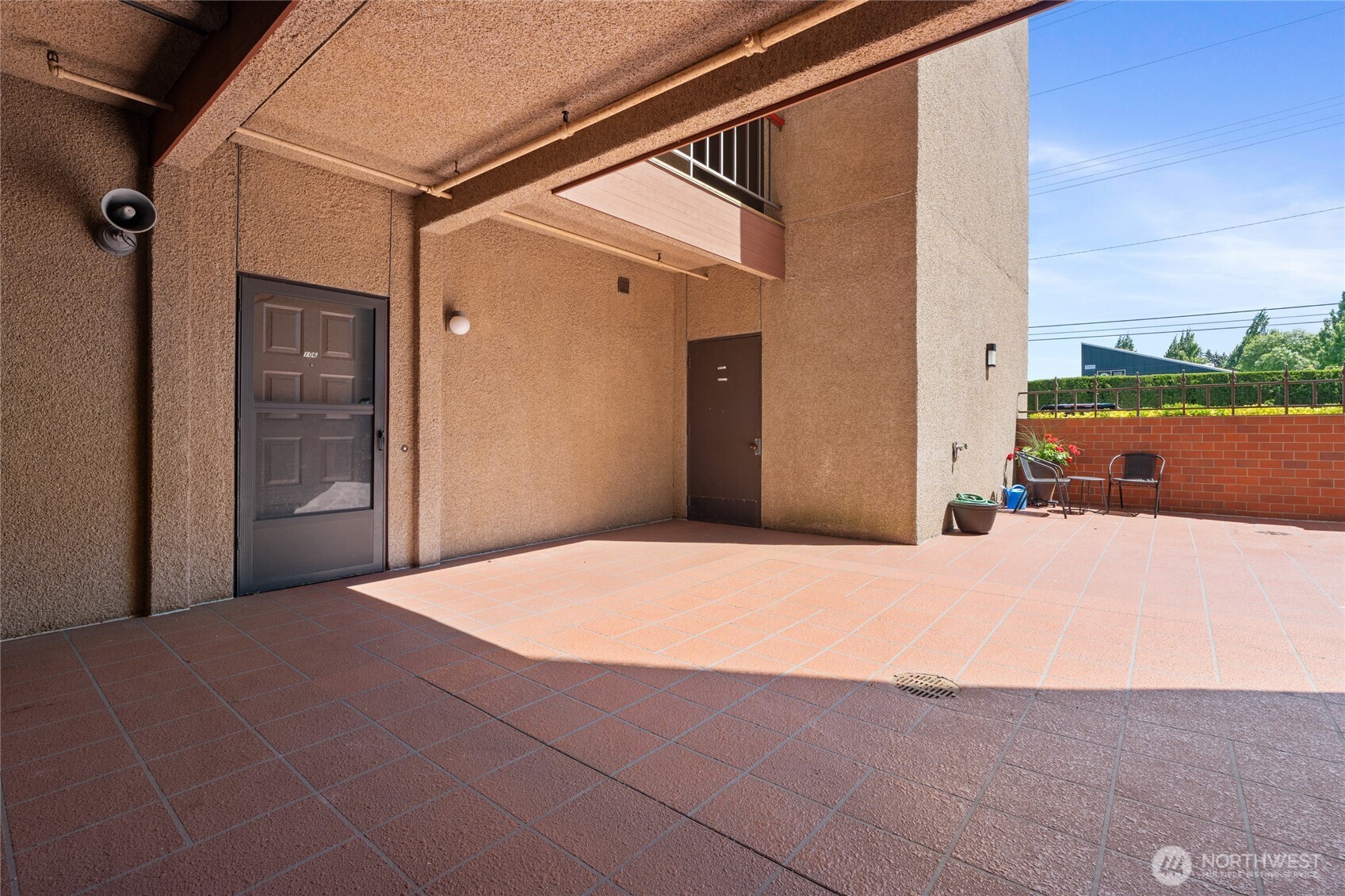 1902 Bridgeport Way W University Place WA 98466