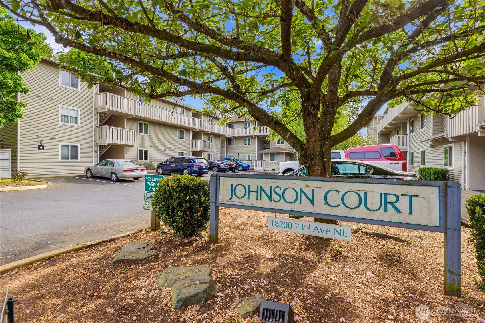18200 73rd Avenue NE Kenmore WA 98028