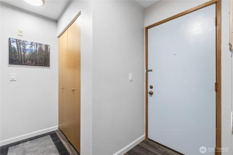 18200 73rd Avenue NE Kenmore WA 98028