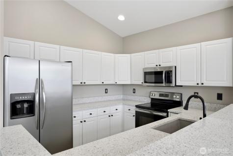 18676 NE 56th Court Redmond WA 98052