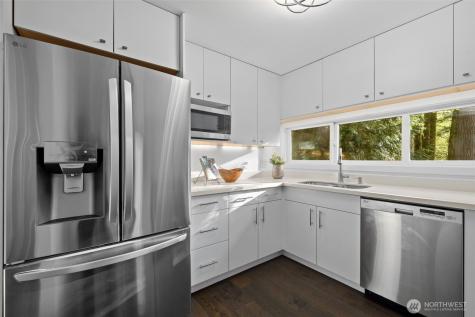 4241 155th Place SE Bellevue WA 98006