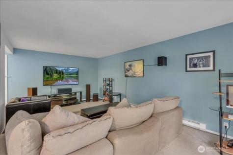 12631 NE 9th Place Bellevue WA 98005