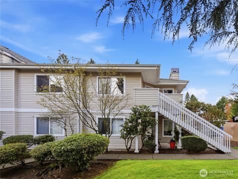 9210 Market Place Lake Stevens WA 98258